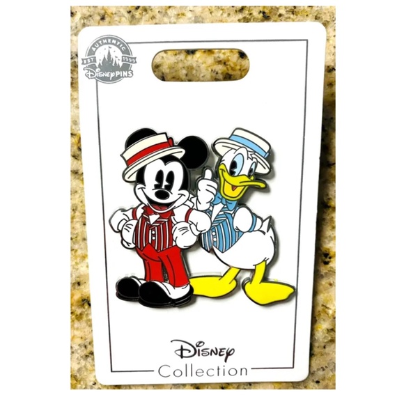 NEW Disney Parks Mickey and Donald Duck Dapper Dan Main Street Singers - Picture 3 of 4